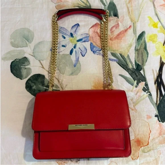 Michael Kors Red Shoulder Bag with Gold Chain - Picture 3 of 8